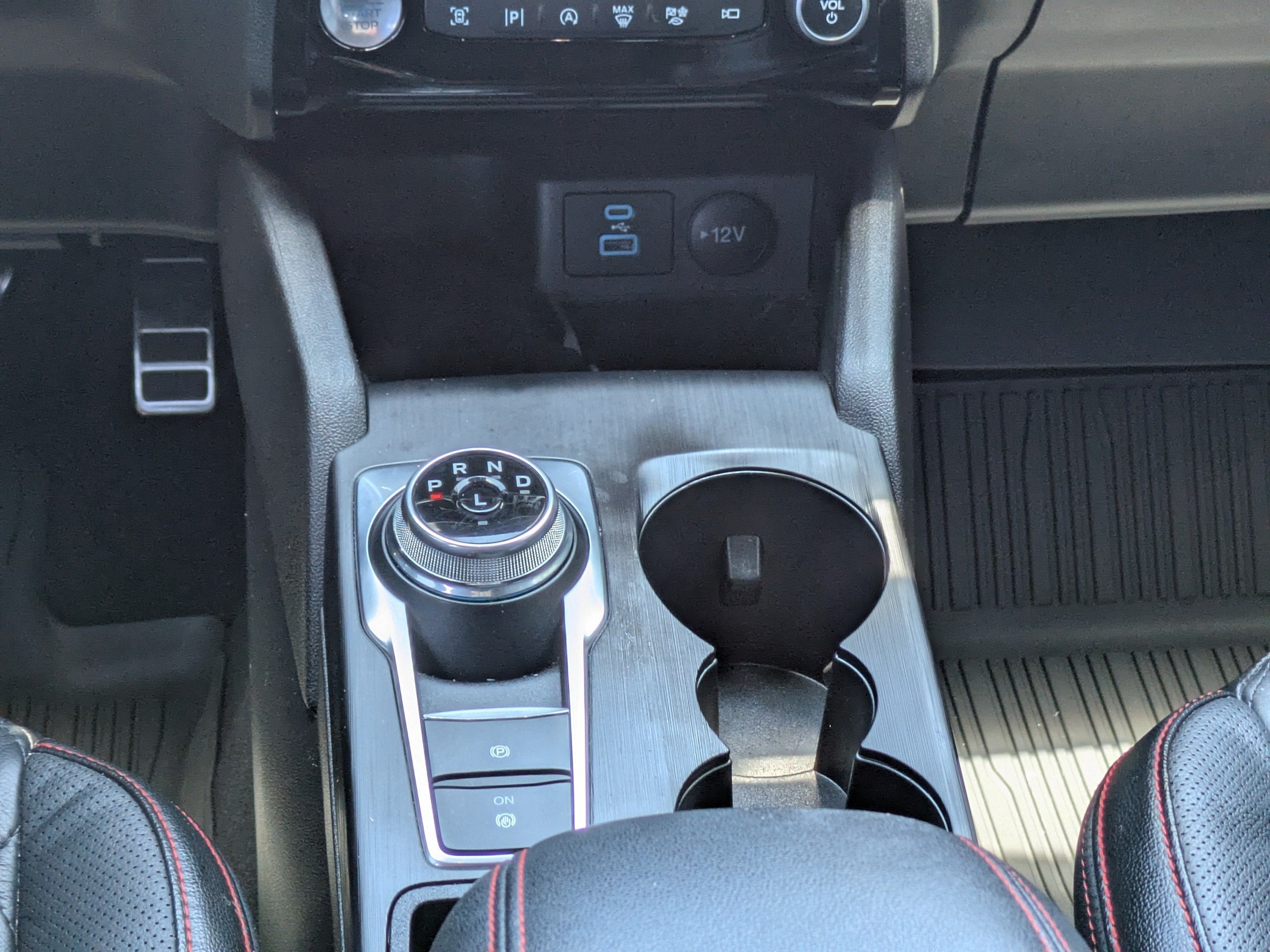 2023 Ford Escape ST-Line Elite