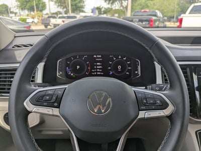 2022 Volkswagen Atlas 3.6L V6 SE w/Technology