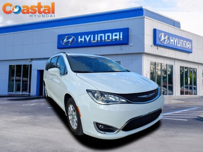 2020 Chrysler Pacifica Touring