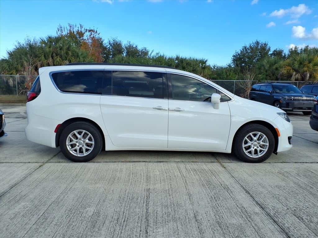 2020 Chrysler Pacifica Touring