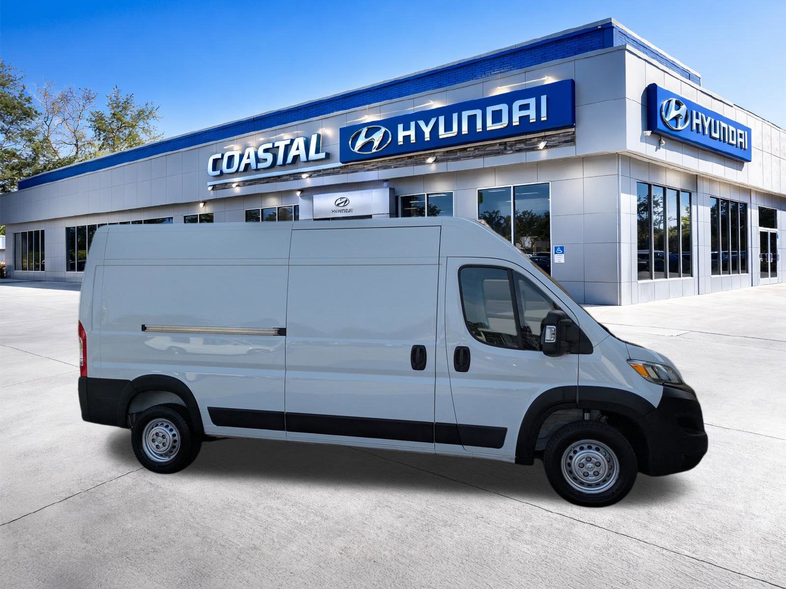 2025 RAM ProMaster Cargo Van Tradesman