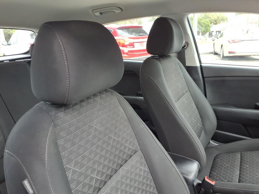 2022 Kia Rio 5-Door S