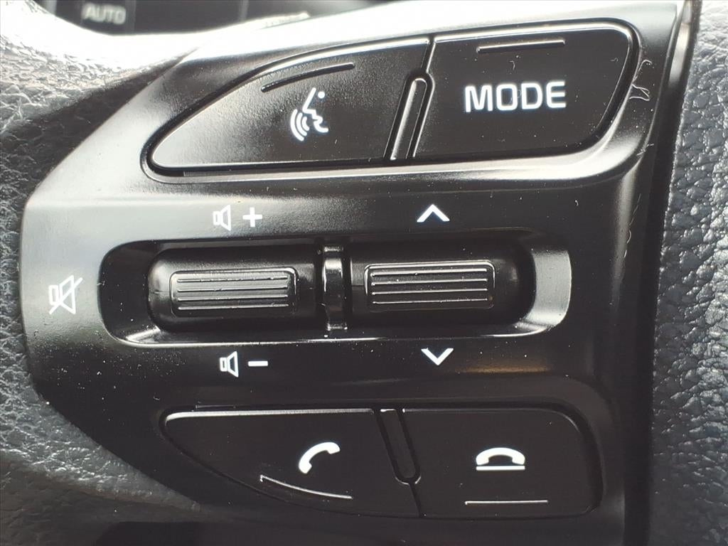 2022 Kia Rio 5-Door S