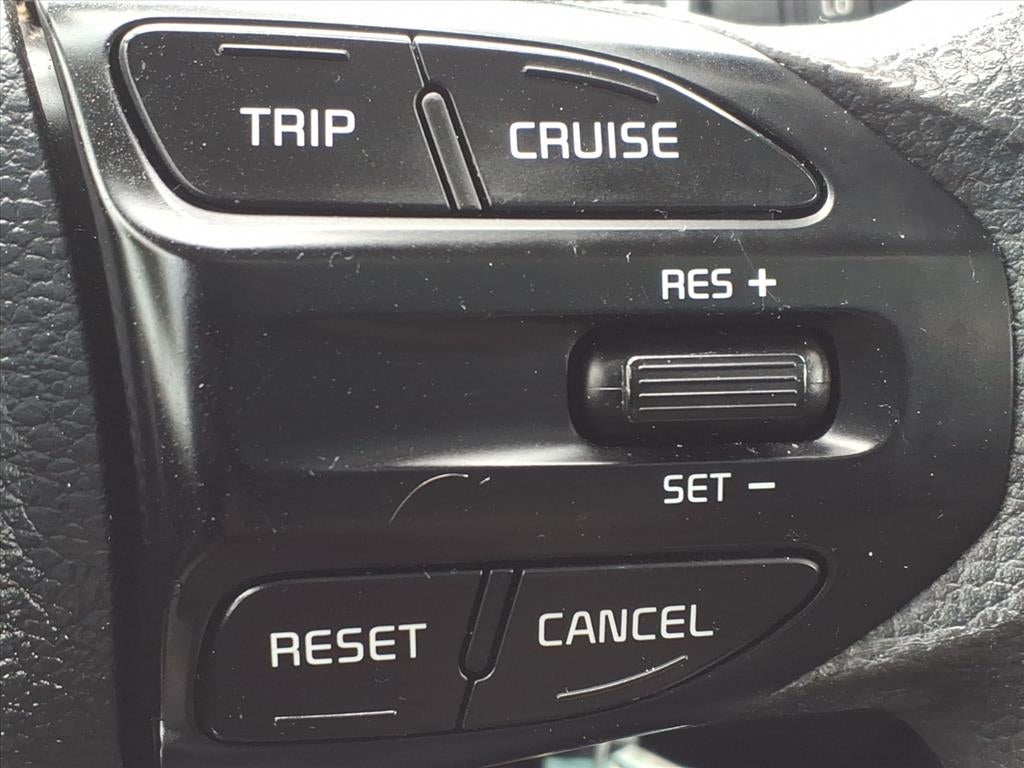 2022 Kia Rio 5-Door S