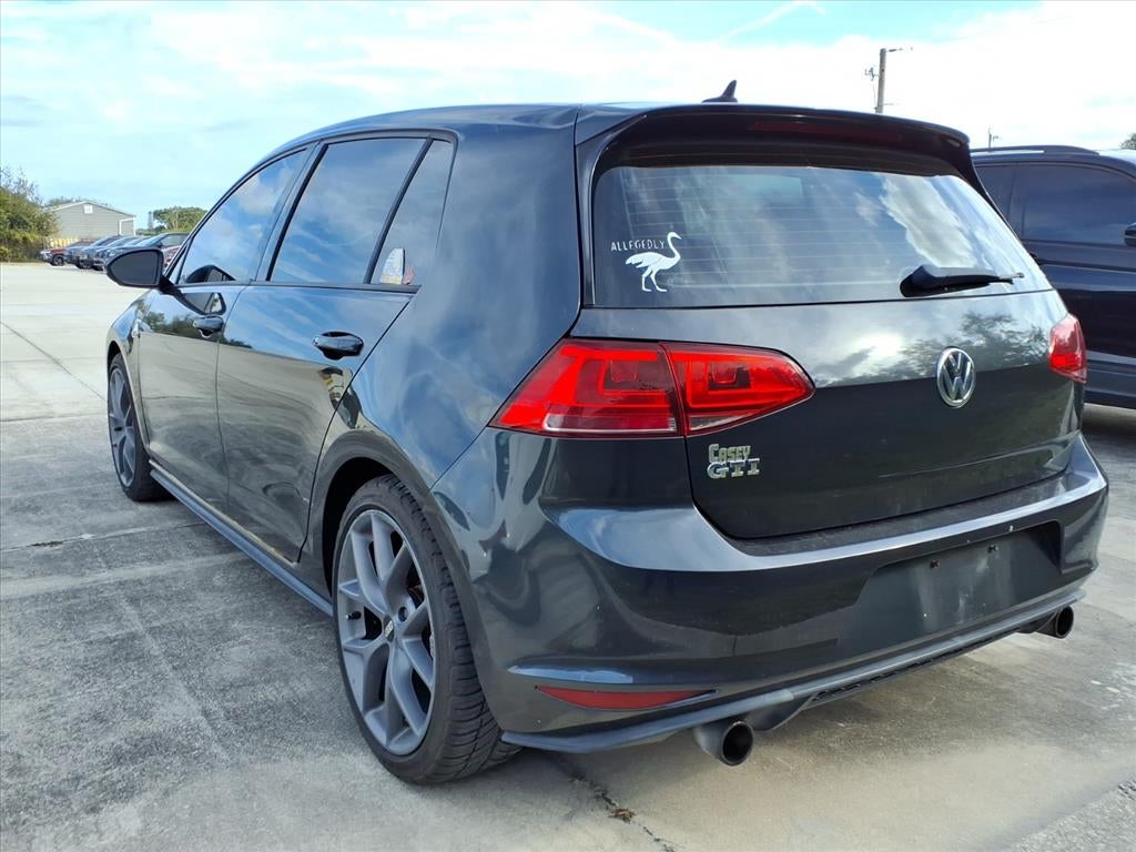 2017 Volkswagen Golf GTI S