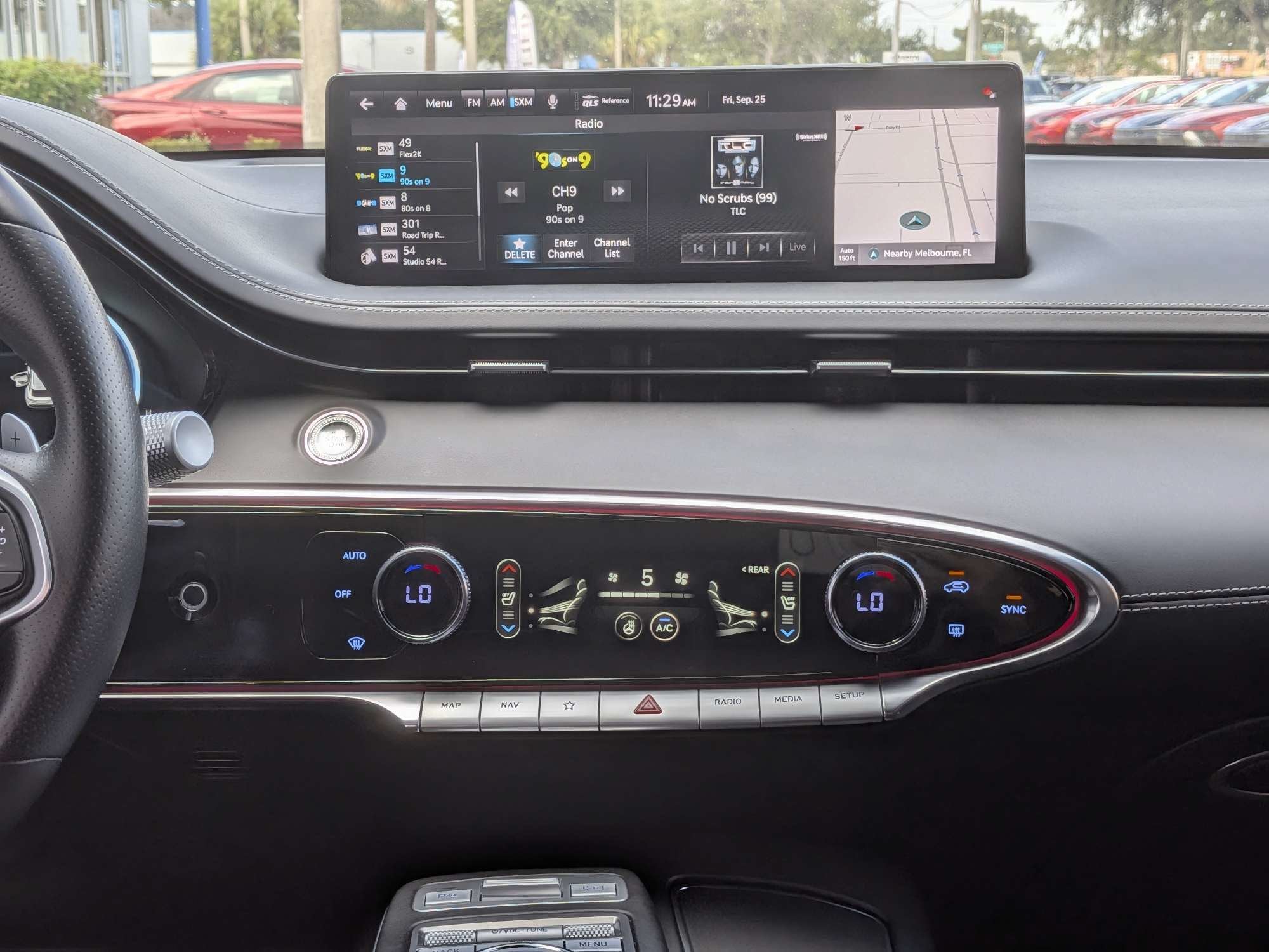 2024 Genesis GV70 2.5T
