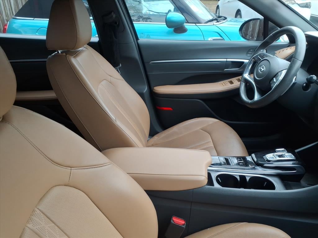 2021 Hyundai SONATA Limited