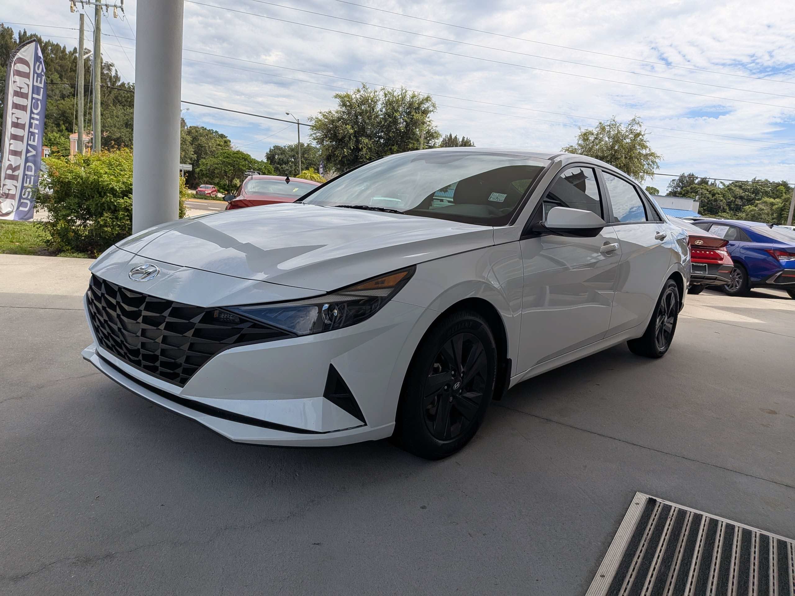 2022 Hyundai Elantra SEL