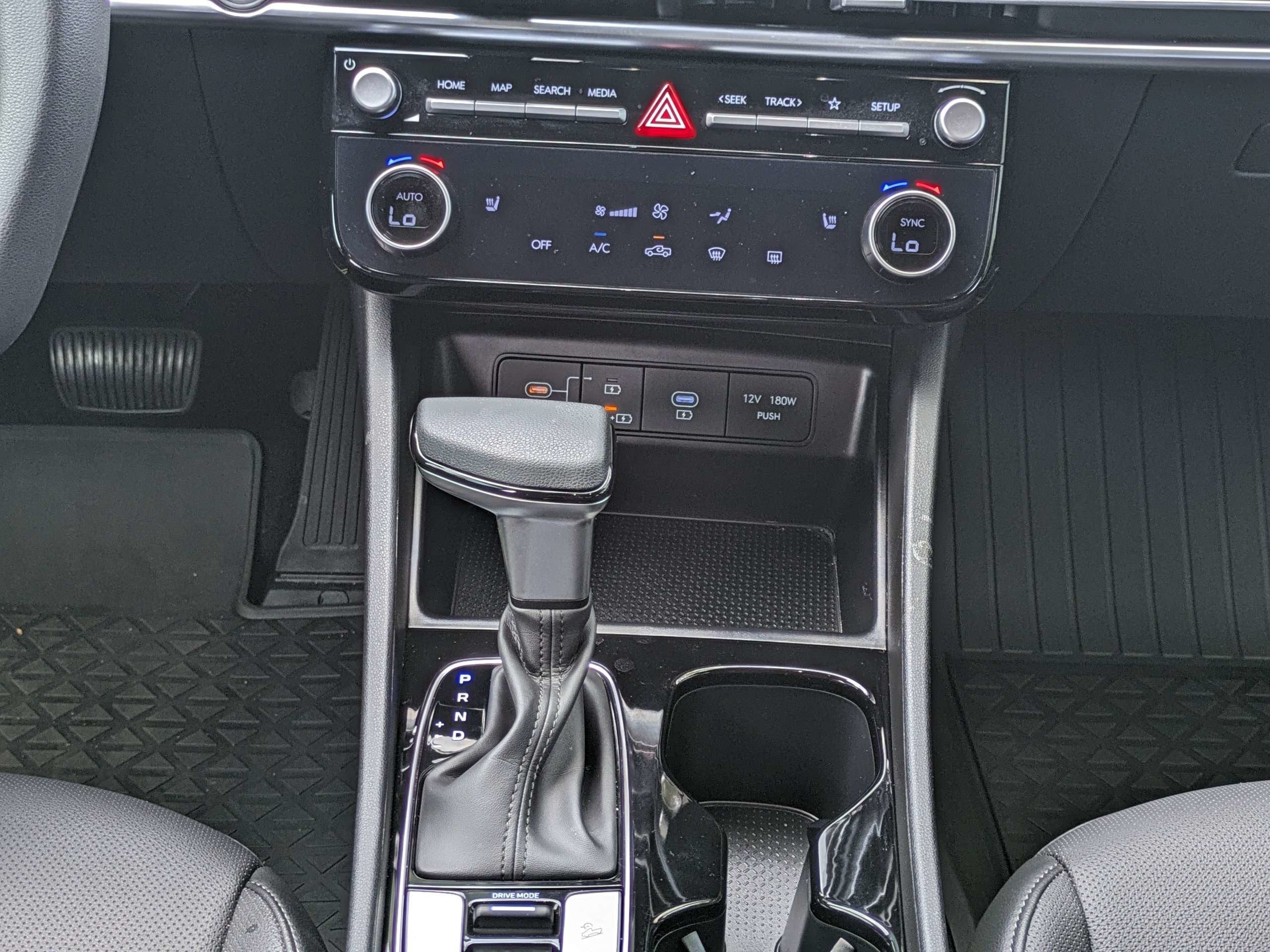 2025 Hyundai Santa Cruz SEL
