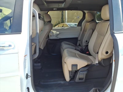 2022 Toyota Sienna Limited 7 Passenger