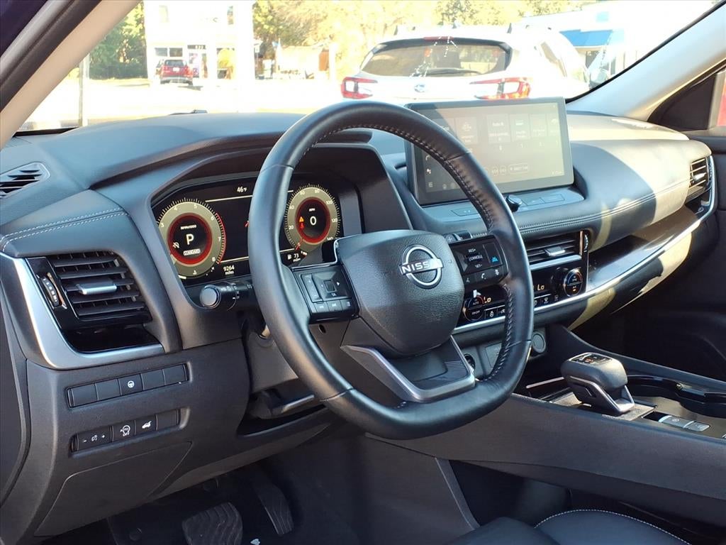 2025 Nissan Rogue SL