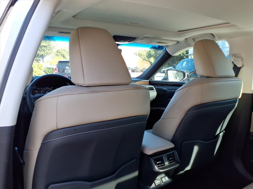 2019 Lexus ES 300h 300h Luxury