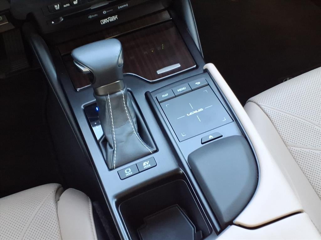 2019 Lexus ES 300h 300h Luxury