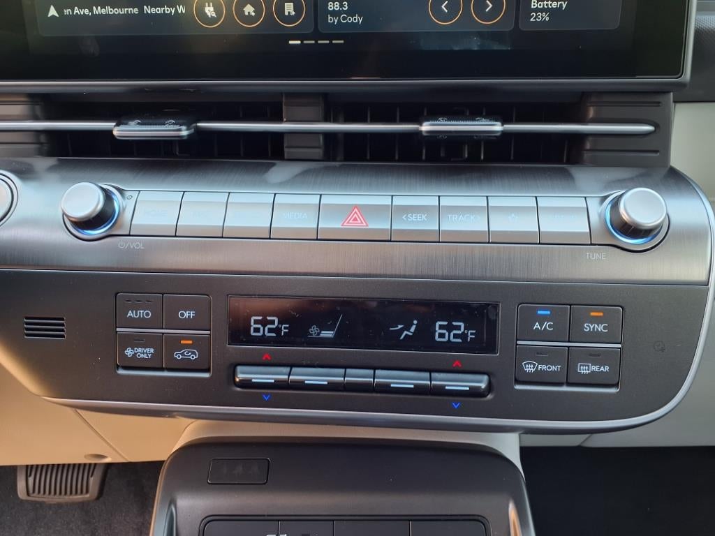 2025 Hyundai KONA Electric SEL CERTIFIED