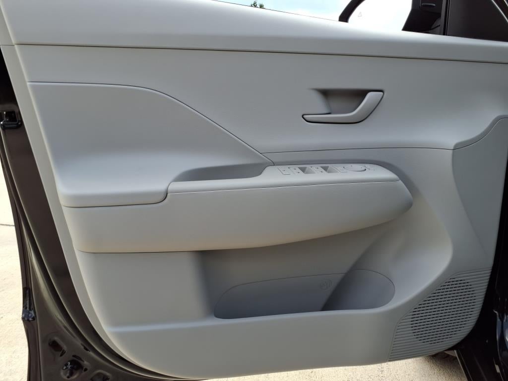 2025 Hyundai KONA SEL Convenience