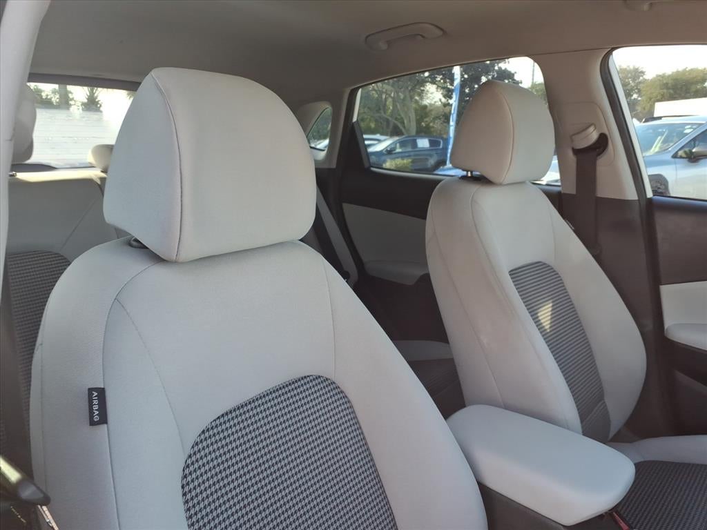 2022 Hyundai KONA SE