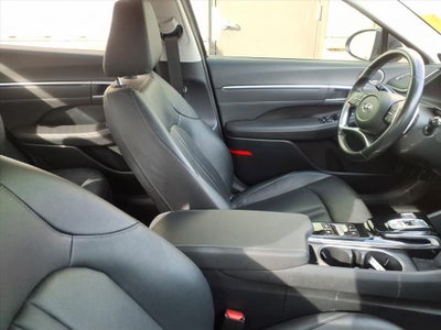 2022 Hyundai SONATA Limited