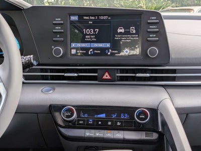 2025 Hyundai Elantra SEL Sport