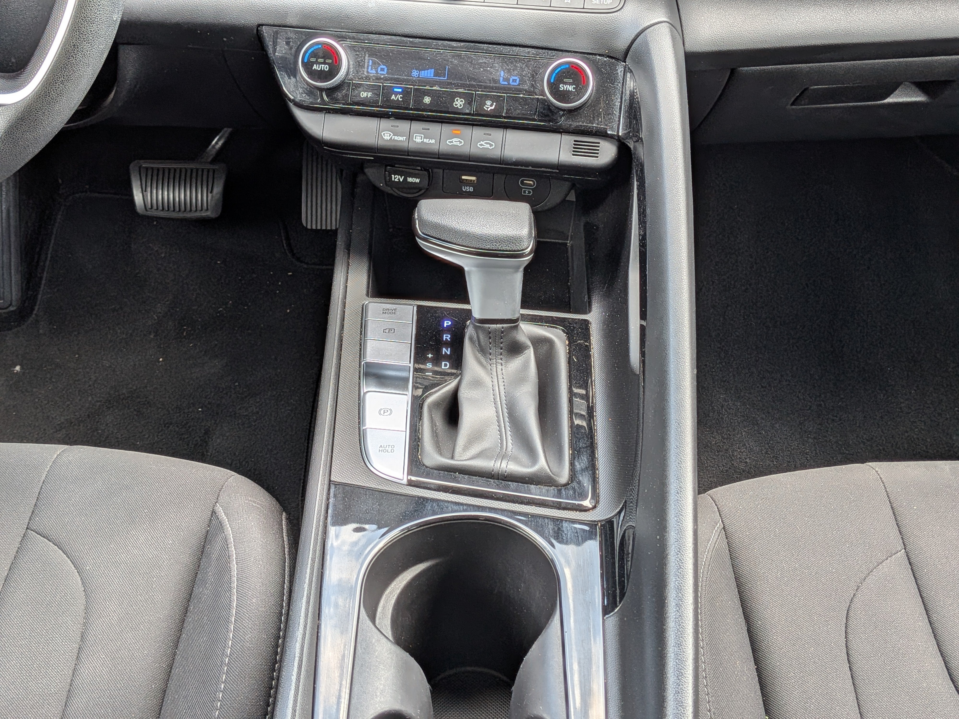 2024 Hyundai Elantra Hybrid Blue