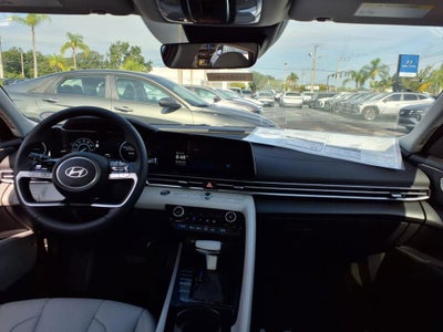 2025 Hyundai Elantra Hybrid Limited