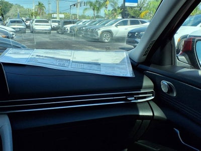 2025 Hyundai Elantra Hybrid Limited