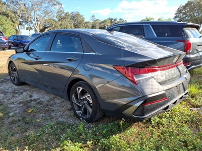 2024 Hyundai ELANTRA Limited CERTIFIED