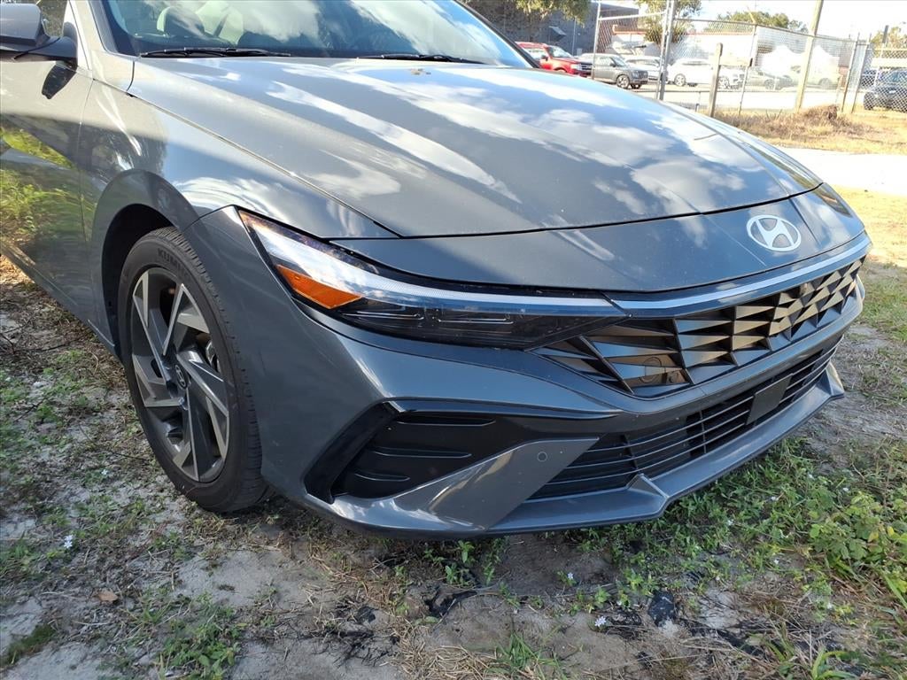 2024 Hyundai ELANTRA Limited CERTIFIED
