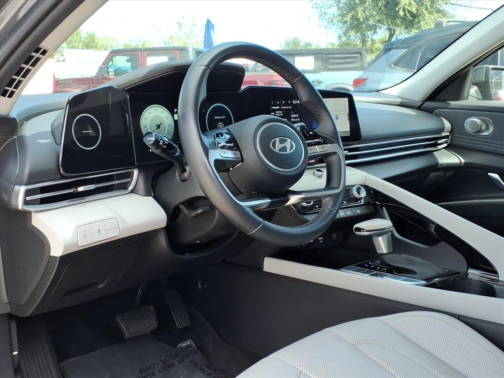 2024 Hyundai ELANTRA Limited CERTIFIED