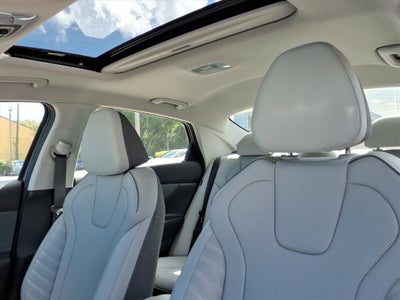 2024 Hyundai ELANTRA Limited CERTIFIED