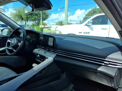 2024 Hyundai ELANTRA Limited CERTIFIED