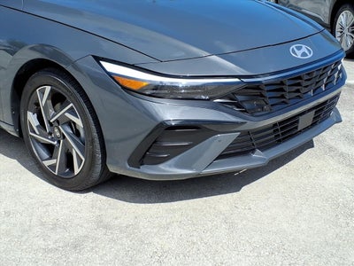 2024 Hyundai ELANTRA Limited CERTIFIED