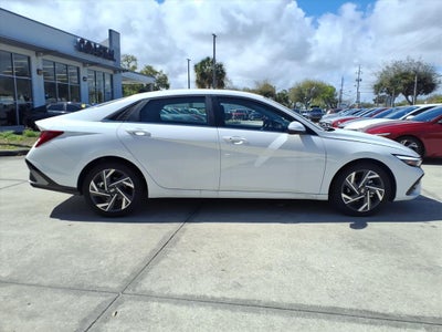 2025 Hyundai ELANTRA SEL Convenience
