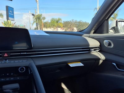 2025 Hyundai ELANTRA SEL Convenience