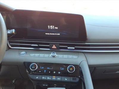 2025 Hyundai ELANTRA SEL Convenience