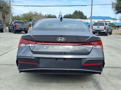 2025 Hyundai ELANTRA SEL Convenience