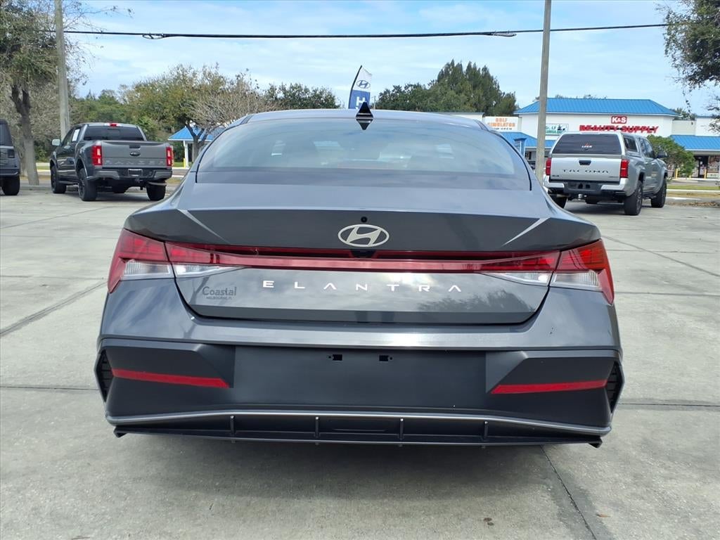 2025 Hyundai ELANTRA SEL Convenience