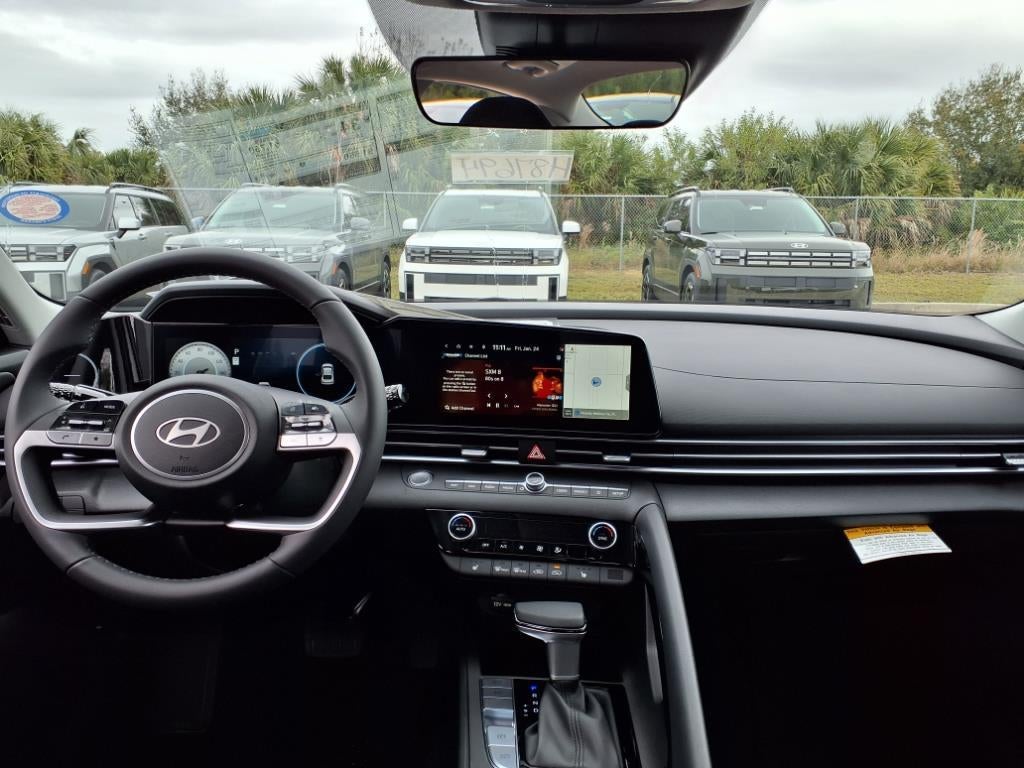 2025 Hyundai ELANTRA SEL Convenience