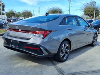 2025 Hyundai ELANTRA SEL Convenience