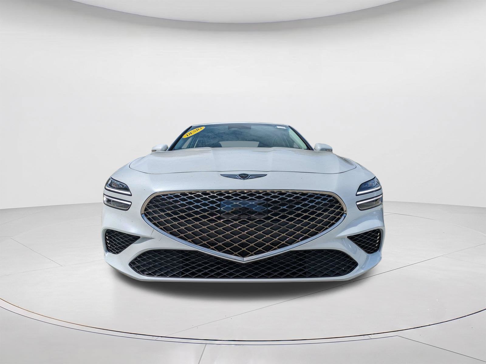 2026 GENESIS G70 Standard - Photo 10