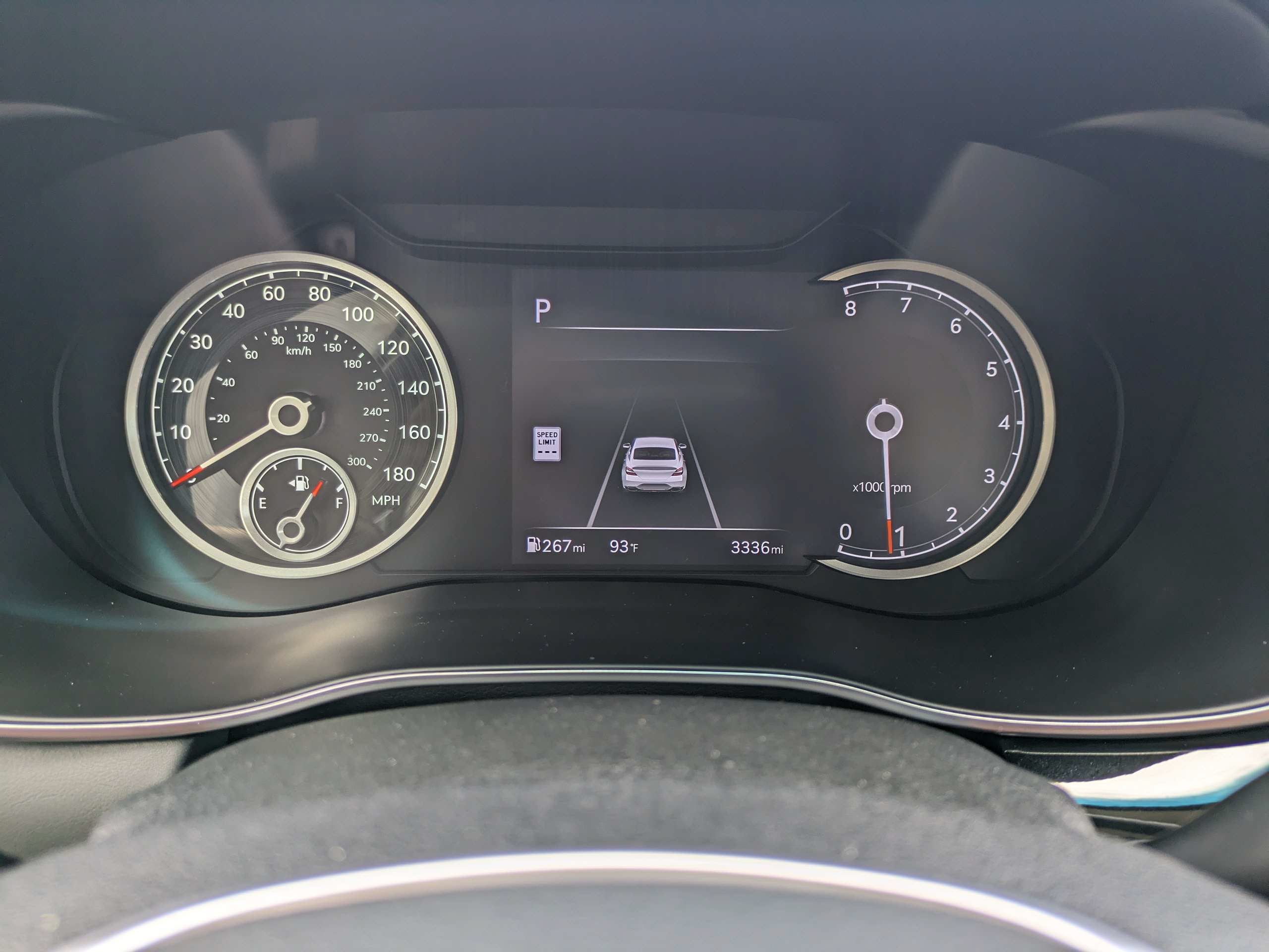 2026 GENESIS G70 Standard - Photo 25