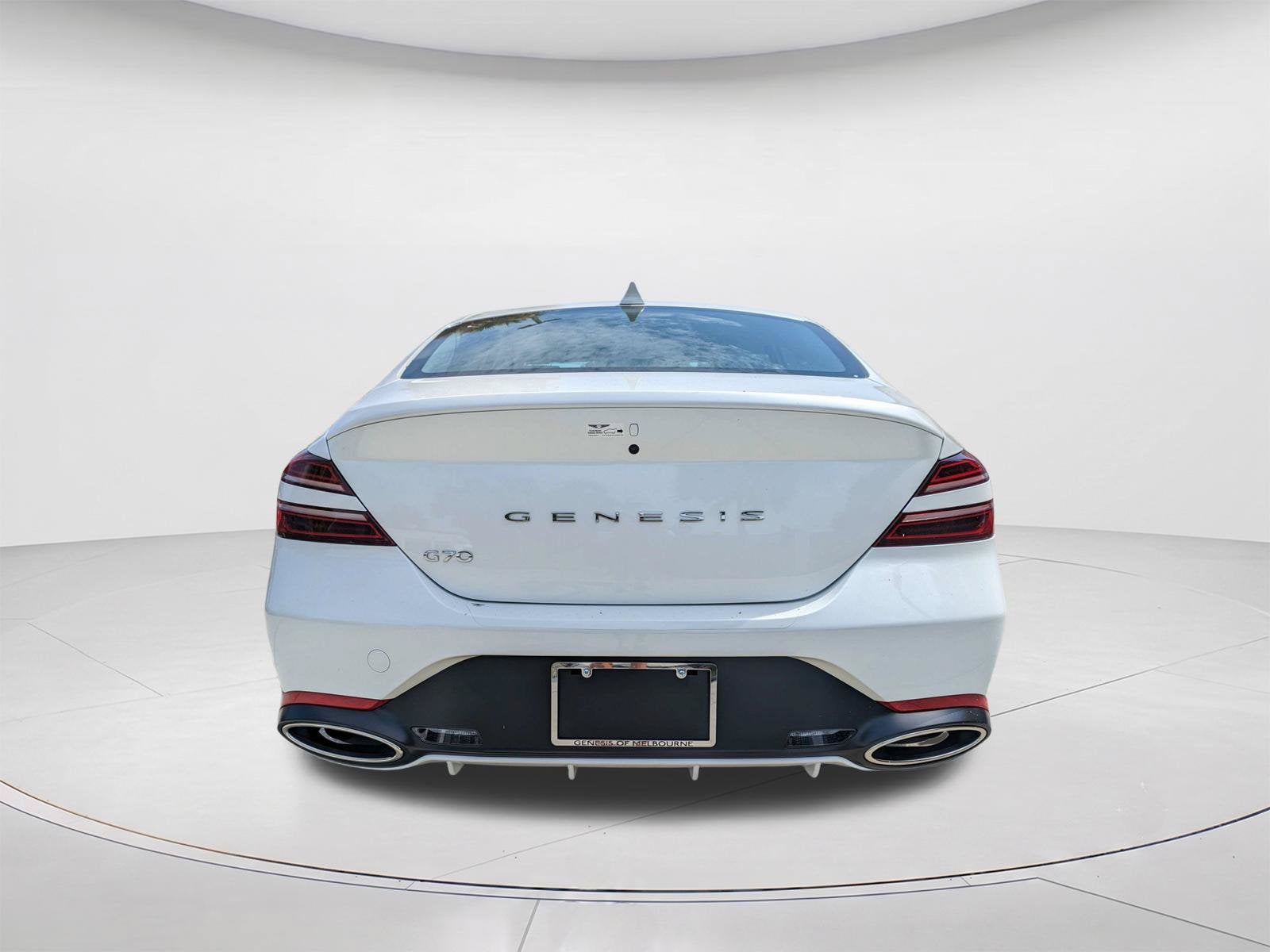 2026 GENESIS G70 Standard - Photo 6