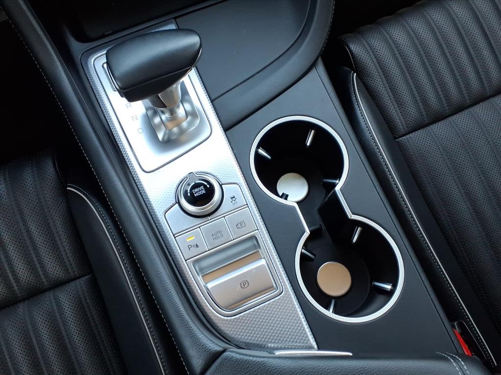 2022 Genesis G70 2.0T PRESTIGE