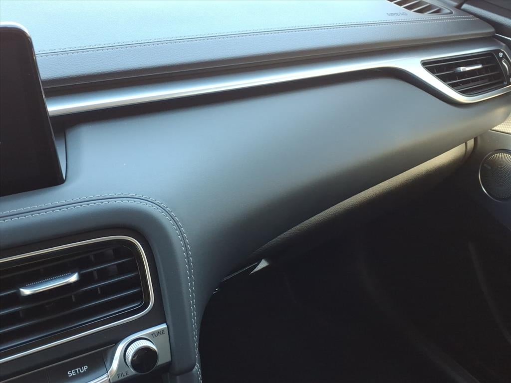 2022 Genesis G70 2.0T PRESTIGE