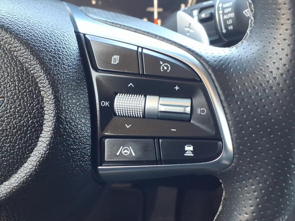 2022 Genesis G70 2.0T PRESTIGE