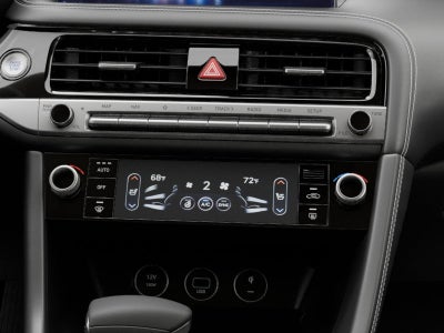 2026 Genesis G70 2.5T Standard