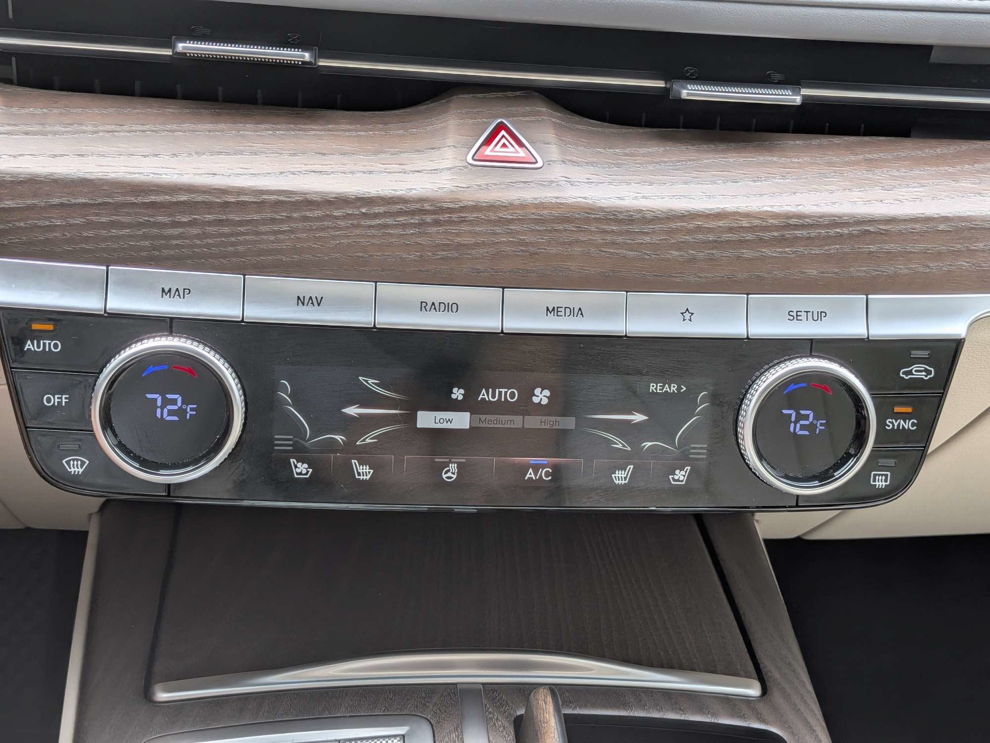 2022 Genesis G80 2.5T