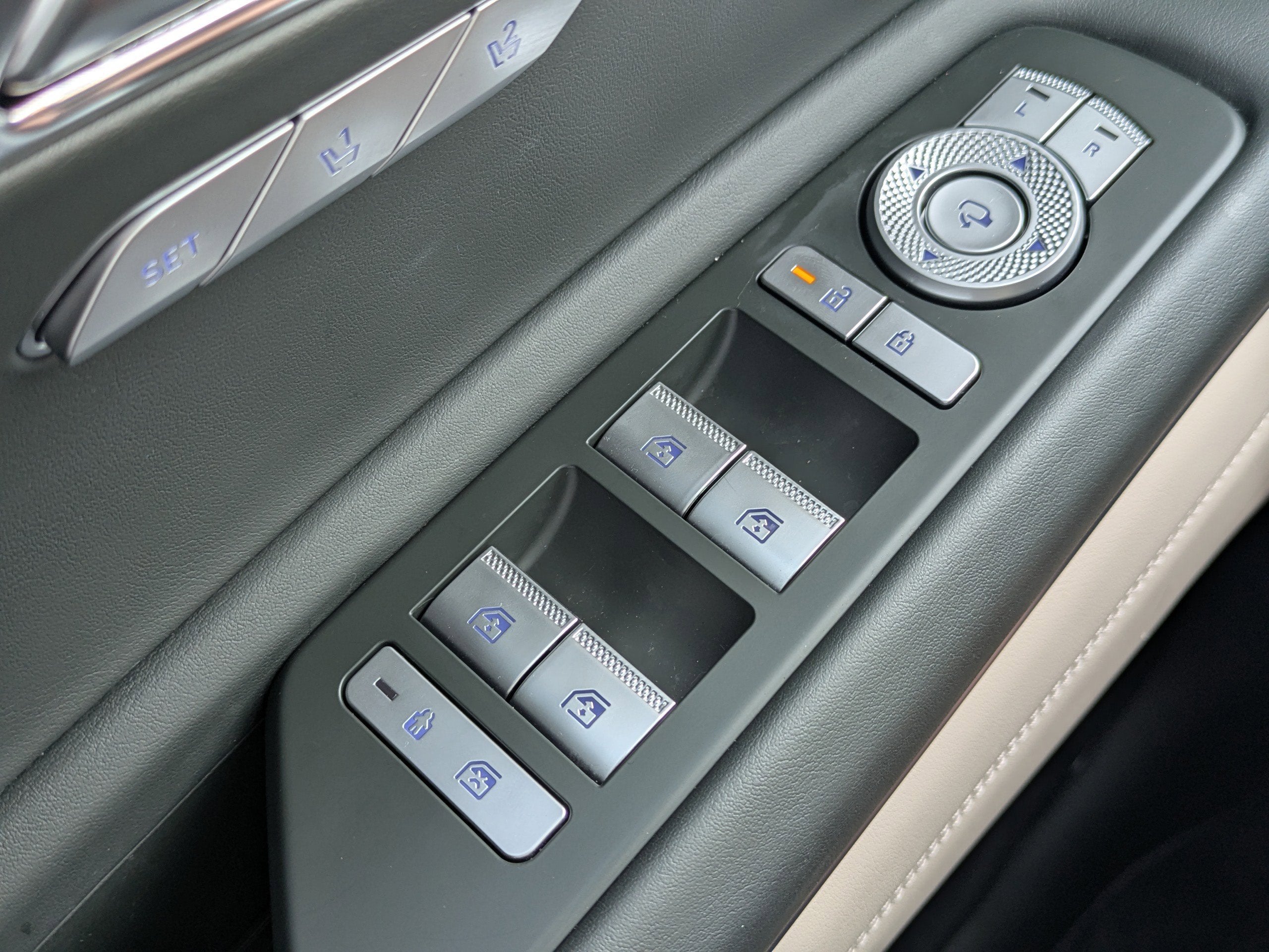 2025 Genesis GV80 2.5T Advanced