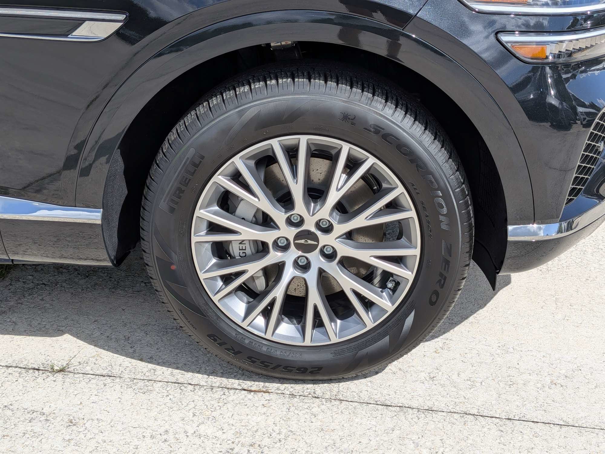 2027 Genesis GV80 2.5T