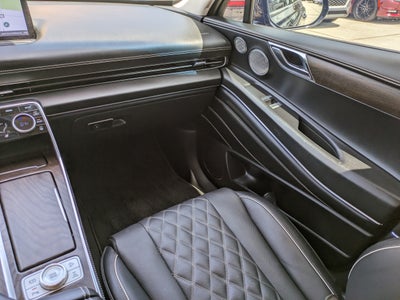 2024 Genesis GV80 Prestige Signature