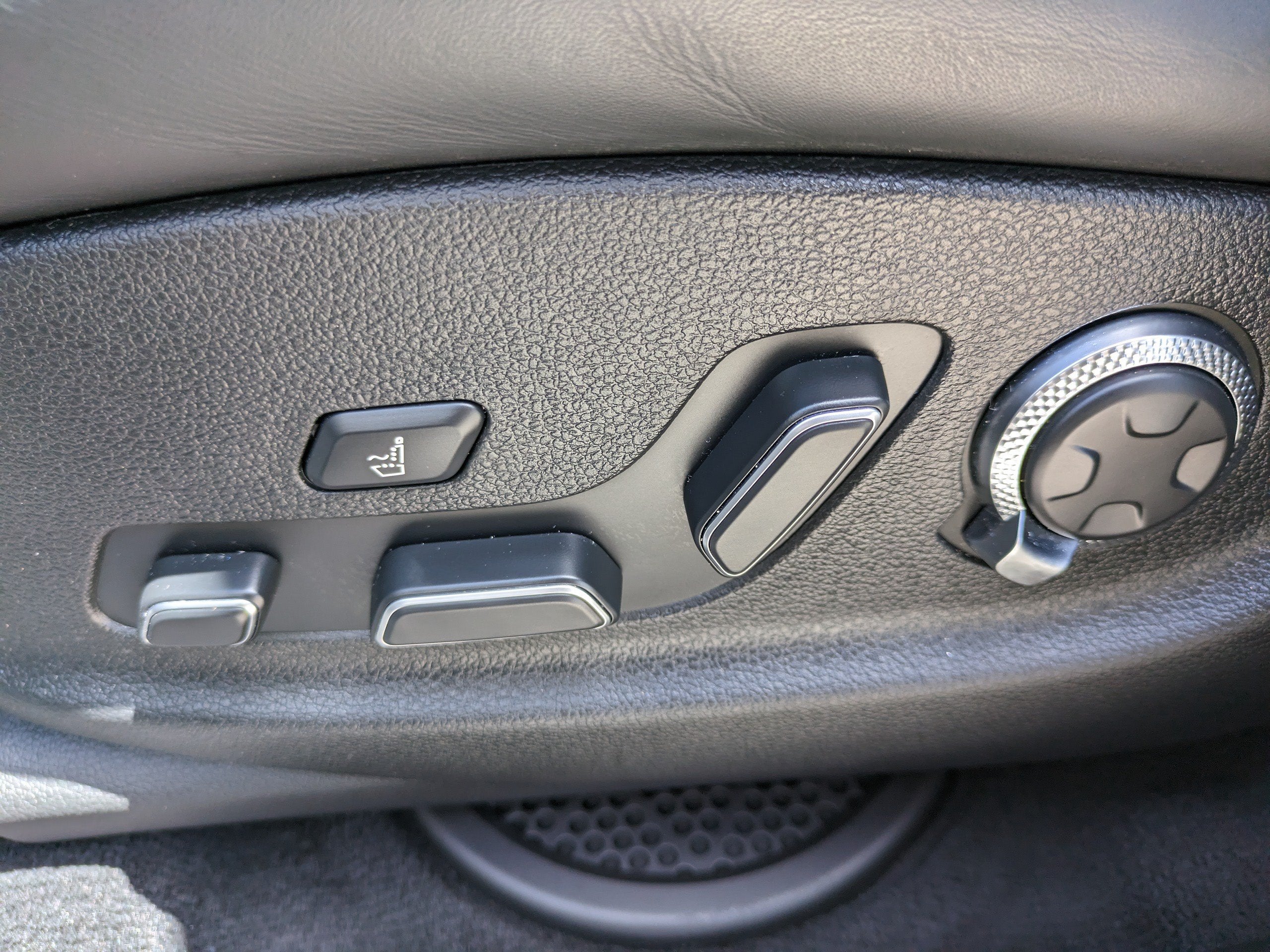 2024 Genesis GV80 Prestige Signature